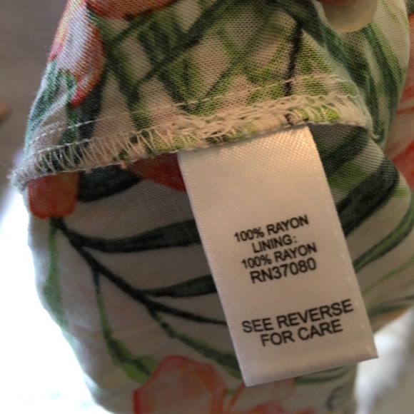 🎉 Cato floral romper - Picture 3 of 3